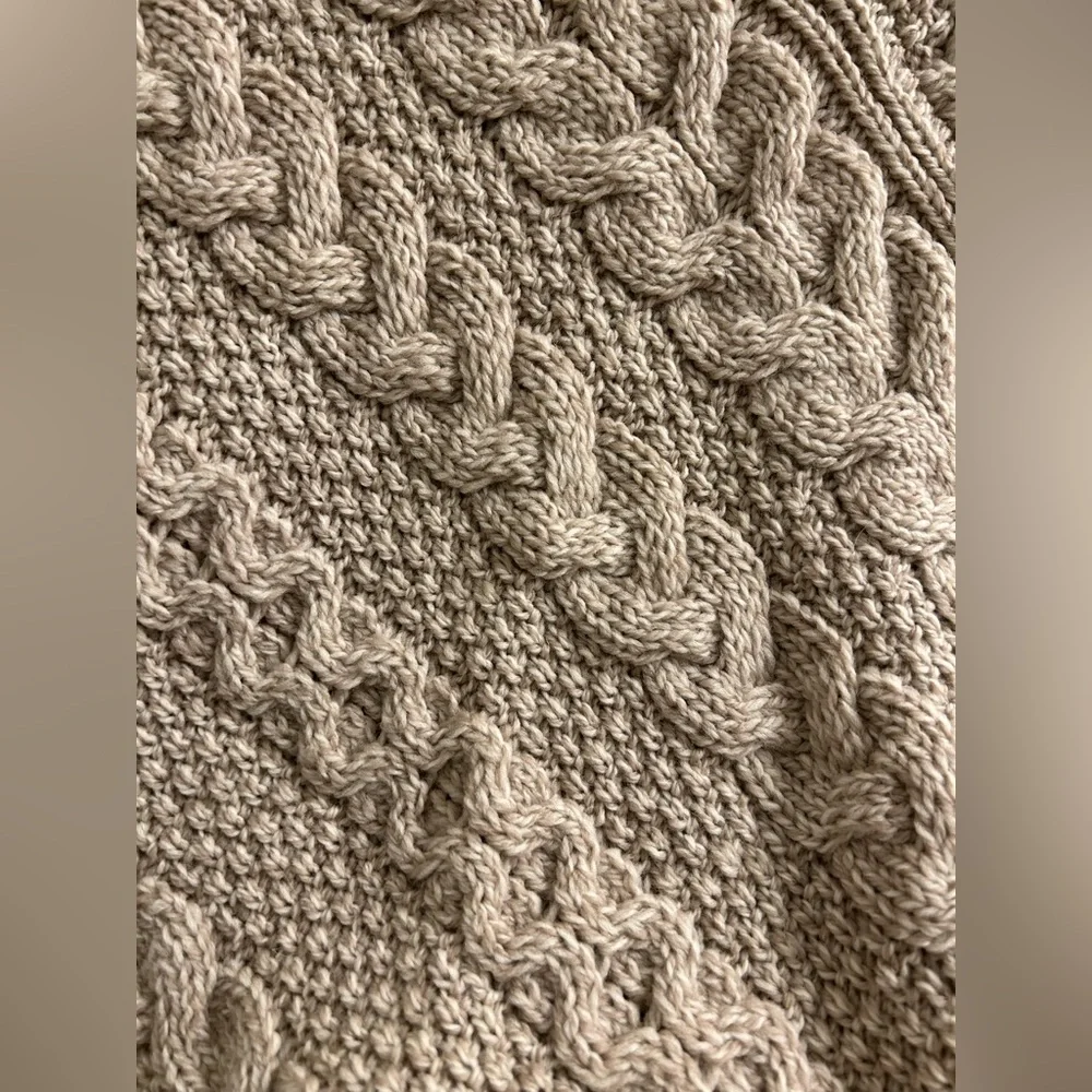 Aran Sweater Market Cable & Moss Poncho, Size S/M - Picture 5 of 5